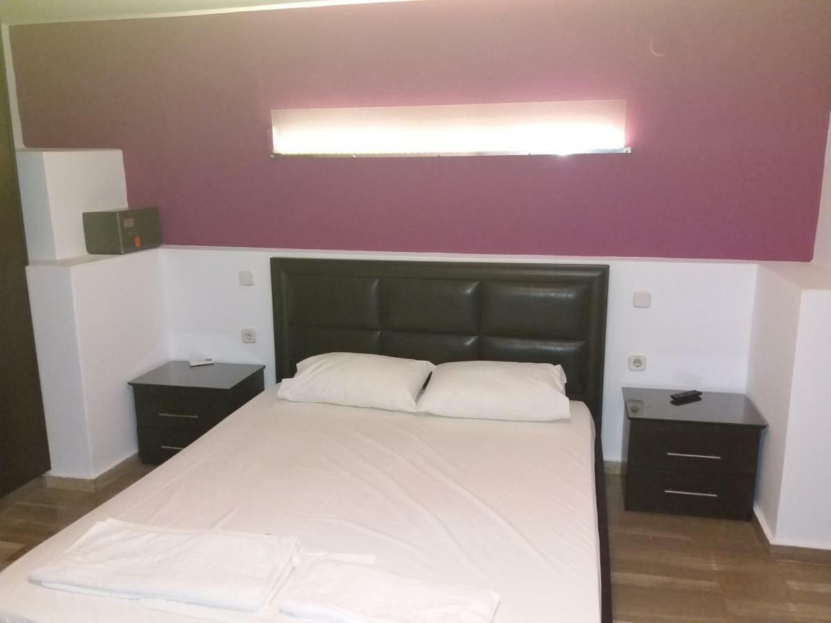 Manos Apartments Agios Nikolaos  Ngoại thất bức ảnh